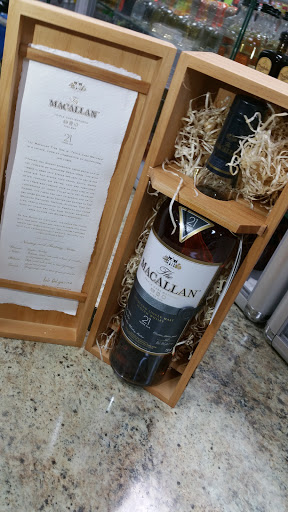 Liquor Store «Liquor Chest», reviews and photos, 5298 Kanan Rd, Agoura Hills, CA 91301, USA