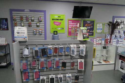 Cell Phone Store «Cracked Myphone Cellphone & Computer Repair IPhone Repair Tablet Repair», reviews and photos, 20949 Norwalk Blvd, Lakewood, CA 90715, USA