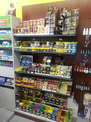 Tobacco Shop «King Tobacco», reviews and photos, 7319 Landover Rd, Hyattsville, MD 20785, USA