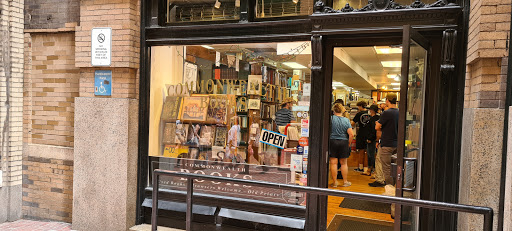 Used Book Store «Commonwealth Books», reviews and photos, 9 Spring Ln, Boston, MA 02109, USA