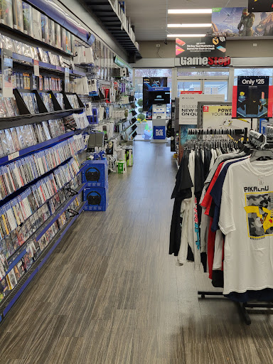 Video Game Store «GameStop», reviews and photos, 545 Cool Springs Blvd #185, Franklin, TN 37067, USA