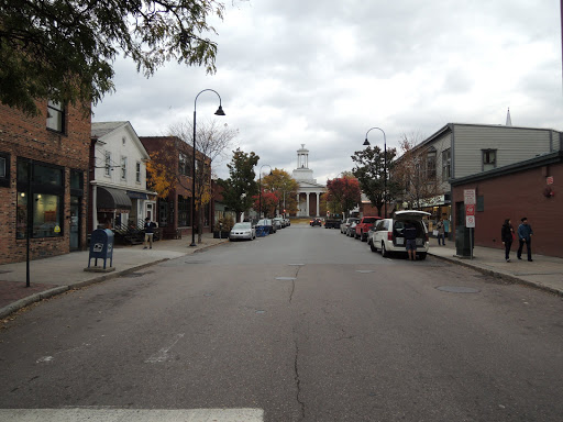 Clothing Store «L.L. Bean», reviews and photos, 101 Cherry St Suite #1020, Burlington, VT 05401, USA