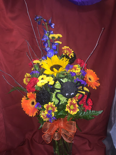 Gift Basket Store «FLOWERS BY TARA AND JEWELRY WORLD», reviews and photos, 2087 Wilma Rudolph Blvd, Clarksville, TN 37040, USA