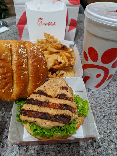 Fast Food Restaurant «Chick-fil-A», reviews and photos, 750 Citadel Dr E #2252, Colorado Springs, CO 80909, USA