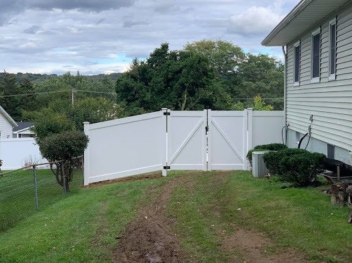 Fence Contractor «Poly Enterprises», reviews and photos