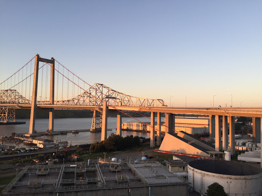 Parking for Carquinez Bridge pedestrian and bicycle access