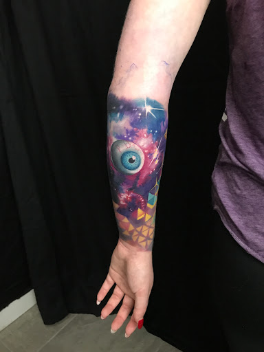 Explore blackbird tattoo ideas, creative tattoo ideas in Chicago, available at Master Craft Tattoo Co.