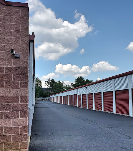 Self-Storage Facility «Backlick Self Storage», reviews and photos, 6880 Commercial Dr, Springfield, VA 22151, USA