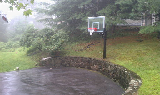 Outdoor Sports Store «Hoops Plus», reviews and photos, 86 Millwood Rd #2, Millwood, NY 10546, USA