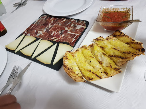 Información y opiniones sobre Restaurante El Alamo de Bailén
