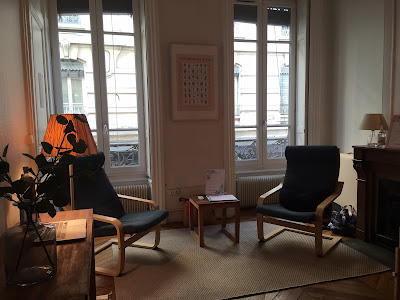 Laurence Bonmatin Naturopathe Réflexologue Plantaire Massage Amma assis Lyon à Lyon