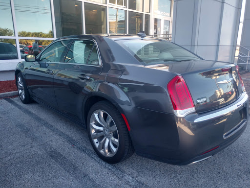 Car Dealer «Gator Chrysler Dodge Jeep», reviews and photos, 840 S Harbor City Blvd, Melbourne, FL 32901, USA