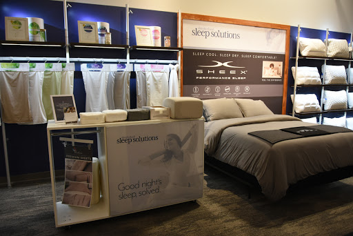 Furniture Store «Slumberland Furniture», reviews and photos, 4390 Dodge St, Dubuque, IA 52003, USA