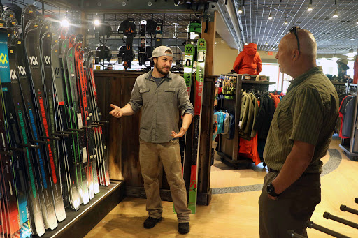 Ski Rental Service «Pinnacle Ski And Sports», reviews and photos, 3391 Mountain Rd, Stowe, VT 05672, USA