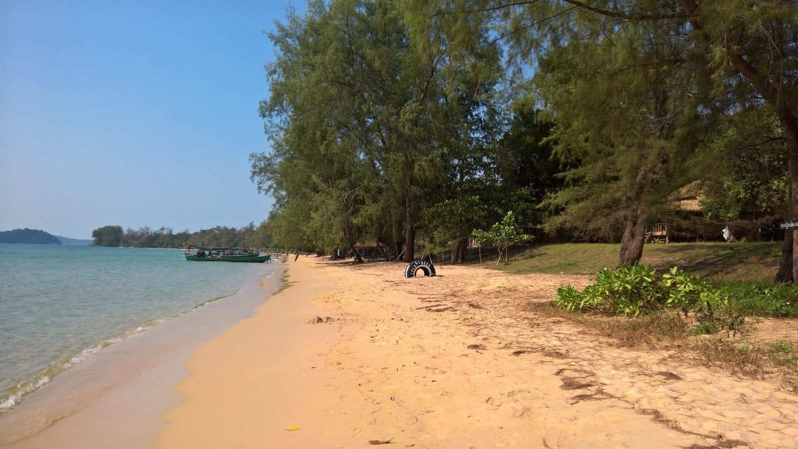 Photo of Koh Takiev Beach with long straight shore