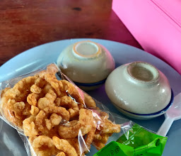 ก๋วยเตี๋ยวเนื้อมิตรมงคล photo