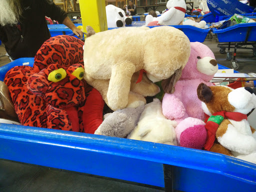 Thrift Store «Goodwill Everett Outlet», reviews and photos, 2208 W Casino Rd, Everett, WA 98204, USA