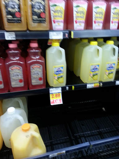 Grocery Store «Kroger», reviews and photos, 305 E Lewis and Clark Pkwy, Clarksville, IN 47129, USA