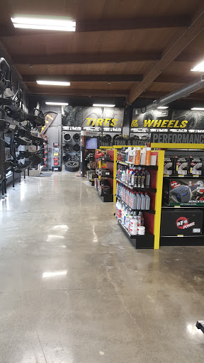Truck Accessories Store «4 Wheel Parts - Santa Rosa, CA», reviews and photos, 3403 Santa Rosa Ave, Santa Rosa, CA 95407, USA