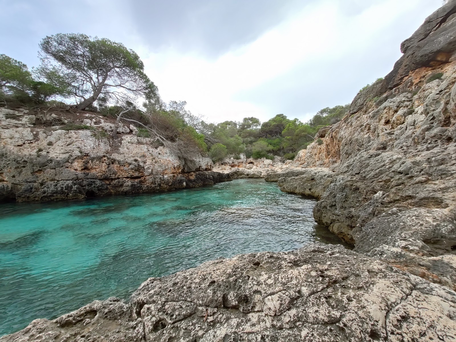 Foto van Cala Beltran met kleine baai