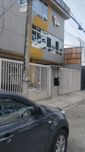 Piso:PB, 13 callejon, C. 14A NE 9, Guayaquil 090505, Ecuador