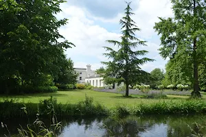 Morden Hall image