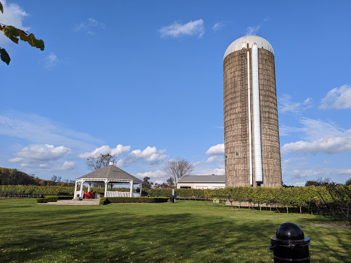 Winery «Doukenie Winery», reviews and photos, 14727 Mountain Rd, Purcellville, VA 20132, USA