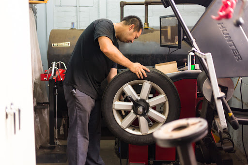 Auto Repair Shop «Hometown Garage», reviews and photos, 5 Cypress Dr, Burlington, MA 01803, USA