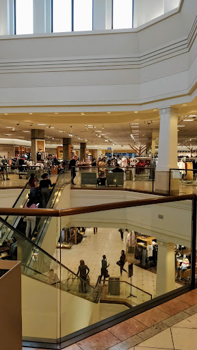 Department Store «Nordstrom Scottsdale Fashion Square», reviews and photos, 7055 E Camelback Rd, Scottsdale, AZ 85251, USA