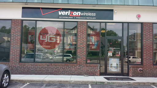 Cell Phone Store «Verizon Wireless and FiOS Retailer- Im Wireless - Andover», reviews and photos, 77 Main St, Andover, MA 01810, USA