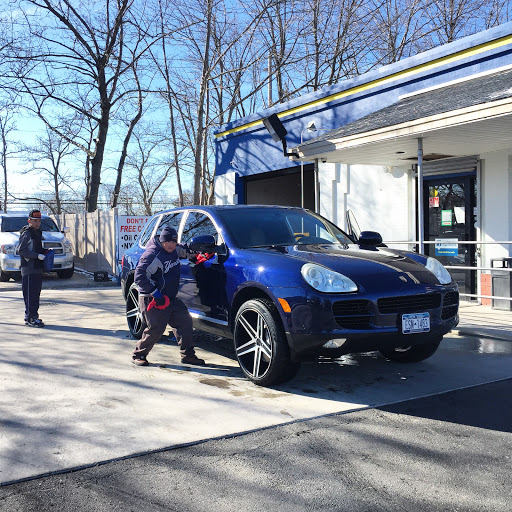 Car Wash «Wash N Roll Car Wash & Auto Repair», reviews and photos, 120 W Suffolk Ave, Central Islip, NY 11722, USA