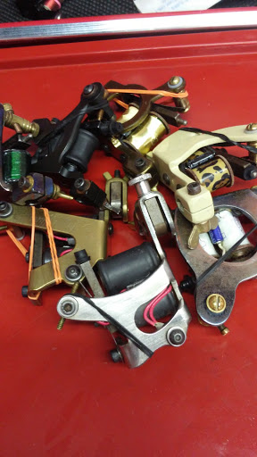 Tattoo Shop «BTU TATTOO», reviews and photos, 223 Auburn Way S, Auburn, WA 98002, USA