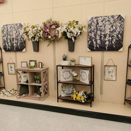 Craft Store «Hobby Lobby», reviews and photos, 1660 S Robert St, West St Paul, MN 55118, USA
