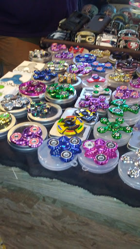 Thrift Store «Hooks & Hangers II», reviews and photos, 29940 Three Notch Rd, Charlotte Hall, MD 20622, USA