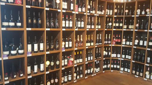 Wine Store «Enoteca Vino Nostro / Italian wine shop», reviews and photos, 1455 Van Ness Ave, San Francisco, CA 94109, USA