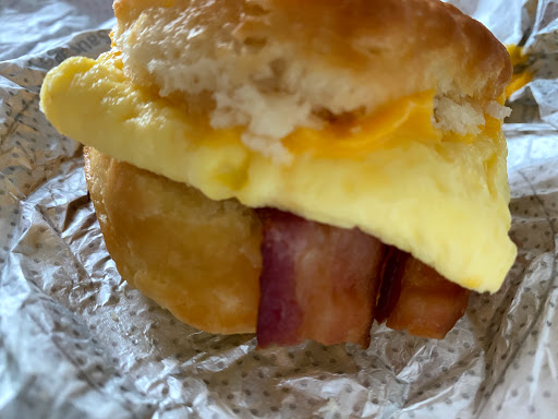 Fast Food Restaurant «Chick-fil-A», reviews and photos, 600 Chastain Rd NW #100, Kennesaw, GA 30144, USA