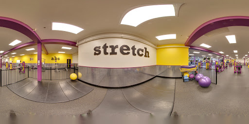 Gym «Planet Fitness», reviews and photos, 2560 N Harlem Ave, Elmwood Park, IL 60707, USA