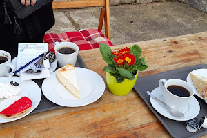 Erlebnisscheune mit Hofladen und Café