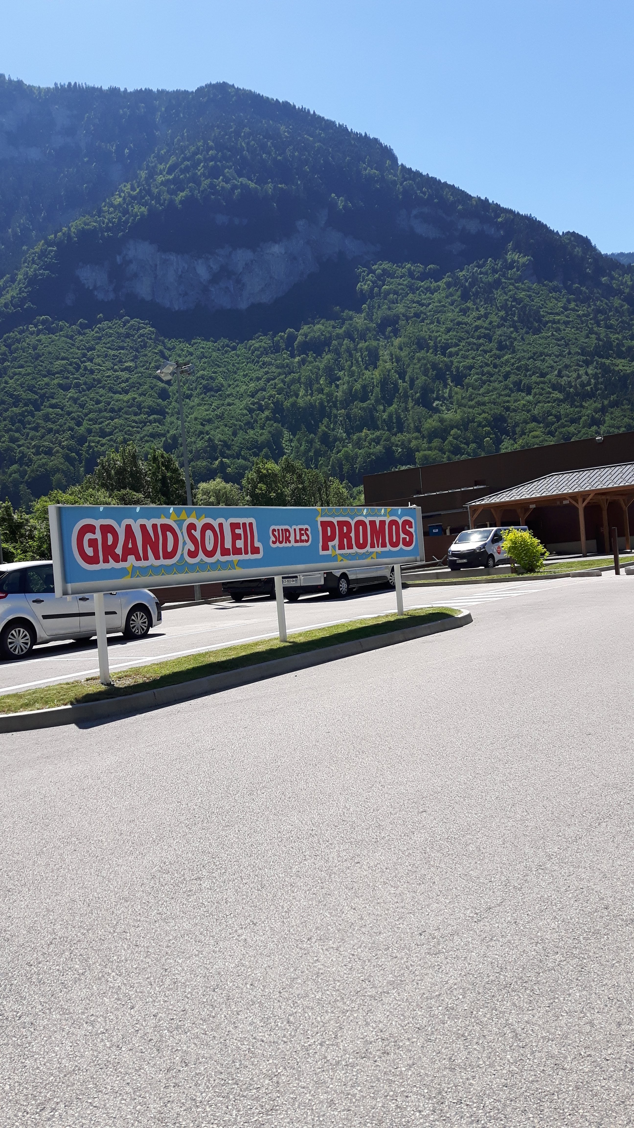 Photo n° 4 de l'avis de viorel.i fait le 02/10/2019 à 02:23