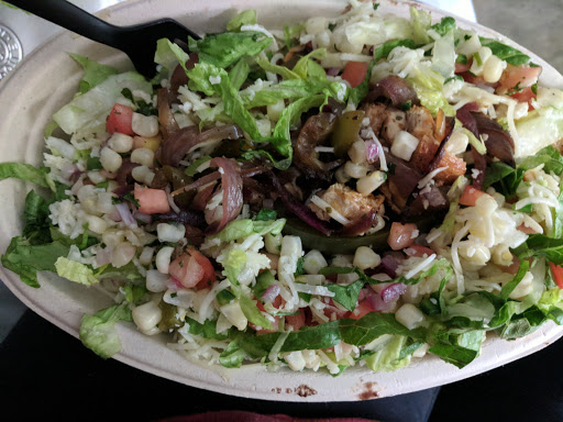 Mexican Restaurant «Chipotle Mexican Grill», reviews and photos, 1390 S Cooper St #100, Arlington, TX 76013, USA
