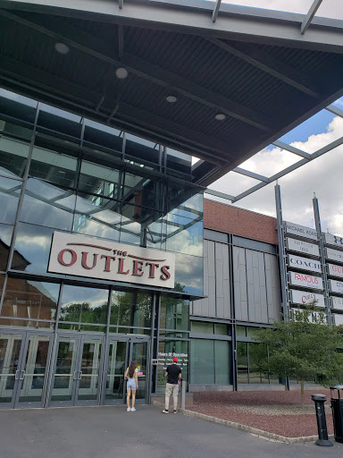 Outlet Mall «The Outlets at Sands Bethlehem», reviews and photos, 77 Sands Blvd, Bethlehem, PA 18015, USA
