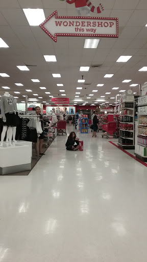 Department Store «Target», reviews and photos, 950 E 33rd St, Signal Hill, CA 90755, USA