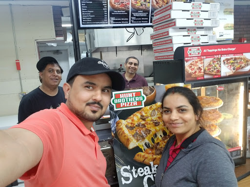 Grocery Store «Lee Hall Food Store», reviews and photos, 17405 Warwick Blvd, Newport News, VA 23603, USA