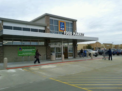 Supermarket «ALDI», reviews and photos, 801 Interstate Dr, Champaign, IL 61822, USA
