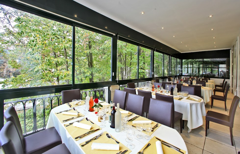 Restaurant au Grand Hôtel des Bains à Vals-les-Bains