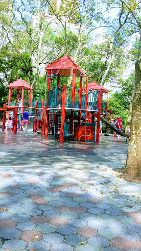 Park «Carl Schurz Park», reviews and photos, East 86th Street & East End Ave, New York, NY 10028, USA