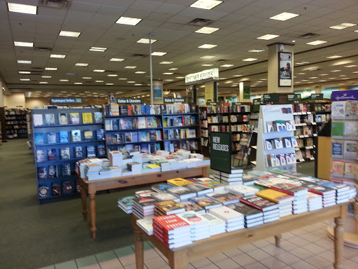 Book Store «Barnes & Noble», reviews and photos, 11500 Financial Centre Pkwy, Little Rock, AR 72211, USA
