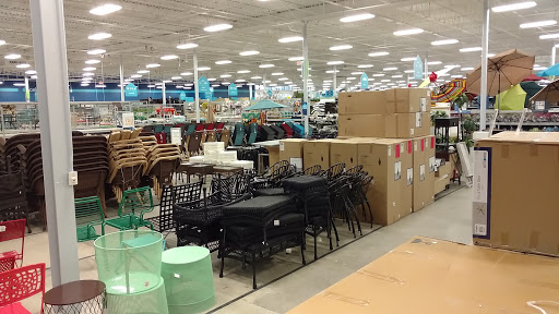 Home Goods Store «At Home», reviews and photos, 2101 S Telegraph Rd, Bloomfield Hills, MI 48302, USA