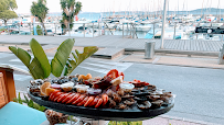 Photos du propriétaire du Restaurant méditerranéen Le Flamingo - L'Ecailler Du Port à Carqueiranne - n°2
