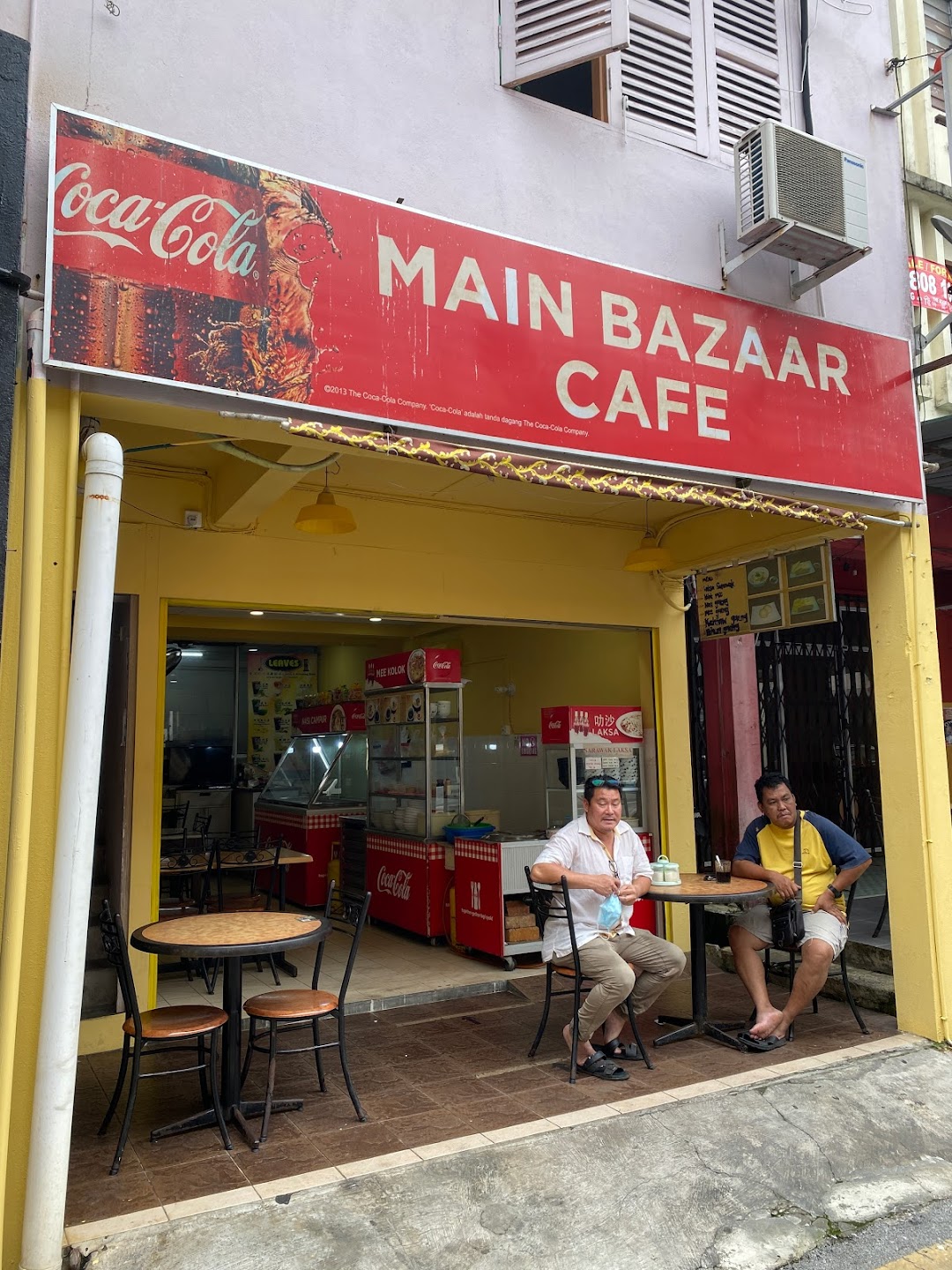 Main Bazaar Cafe